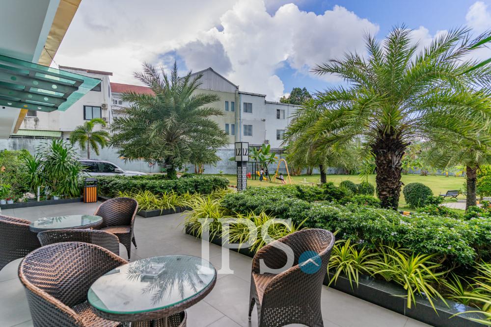 LZ Sea View Residences