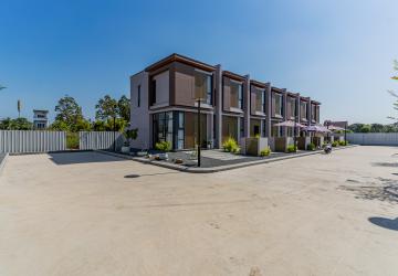 Borey Metra thumbnail