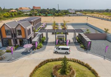 Borey Metra thumbnail